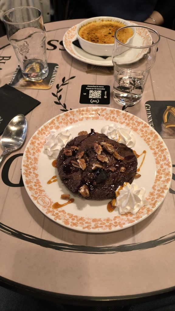 Brownie chocolat, caramel et noix de pécan